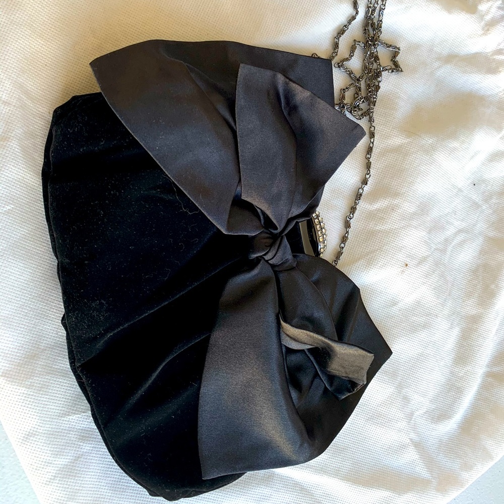 Velvet evening clutch with removable strap